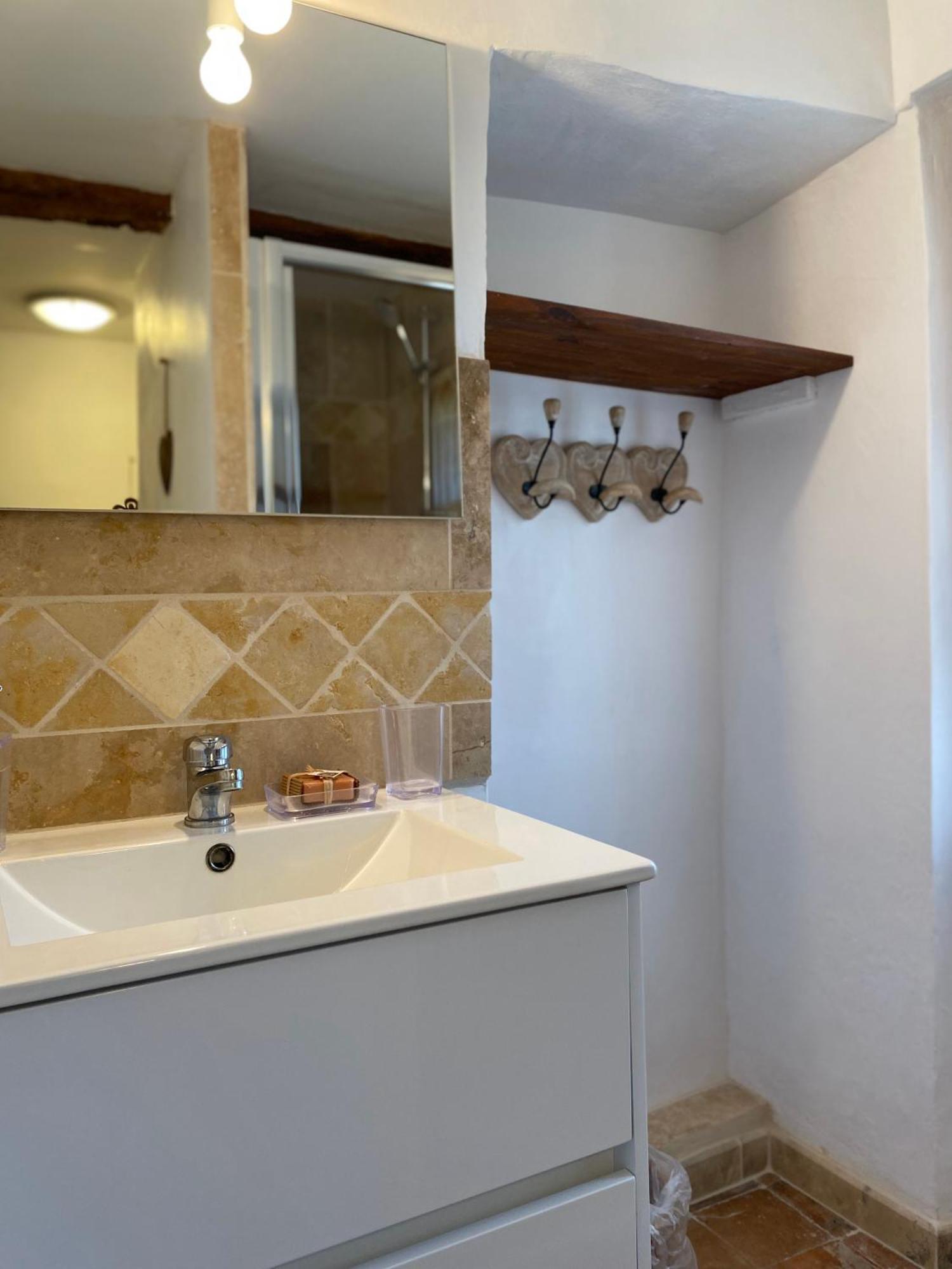 Вилла La Magnanerie En Provence Niozelles Экстерьер фото